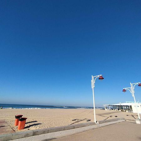 Апартаменты Encantador Apartamento Frente A La Playa Victoria Кадис Экстерьер фото